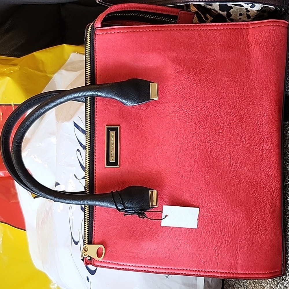 medium hand bag